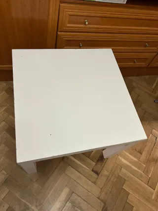 Mesita auxiliar blanca 55 x 55