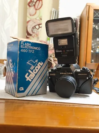 Cámara Praktica BMS + Flash Falcon 460