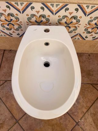 Bidé blanco