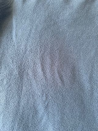 Maglie dolcevita blu e rosse