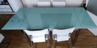 Mesa salón y de centro cristal templado, 4 sillas