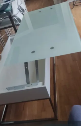 Mesa salón y de centro cristal templado, 4 sillas