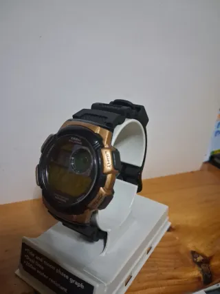 Reloj Casio Dorado y Negro