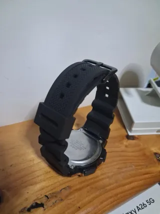 Reloj Casio Dorado y Negro