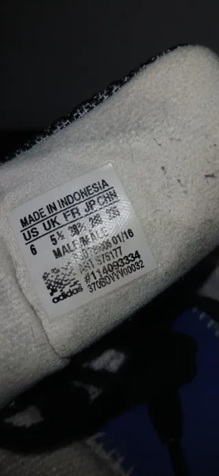 Zapatillas Adidas Superstar Negras y Blancas