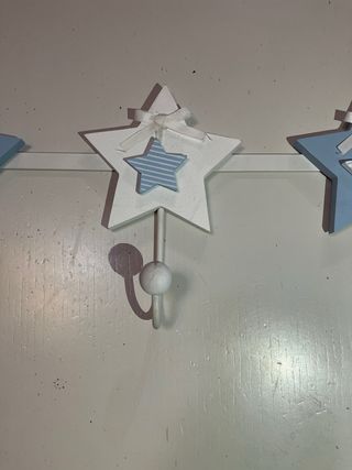 Perchero infantil estrellas madera