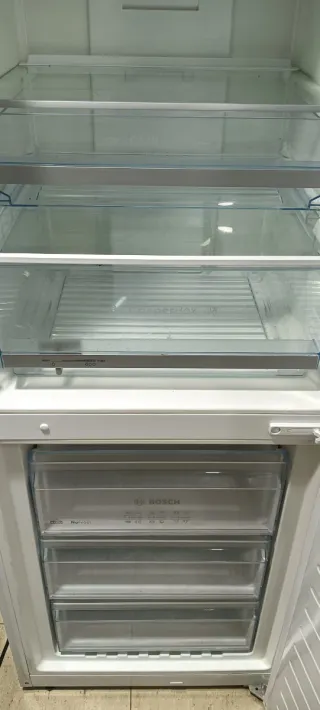 NEVERA COMBI BOSCH NO FROST ENERGÍA A++