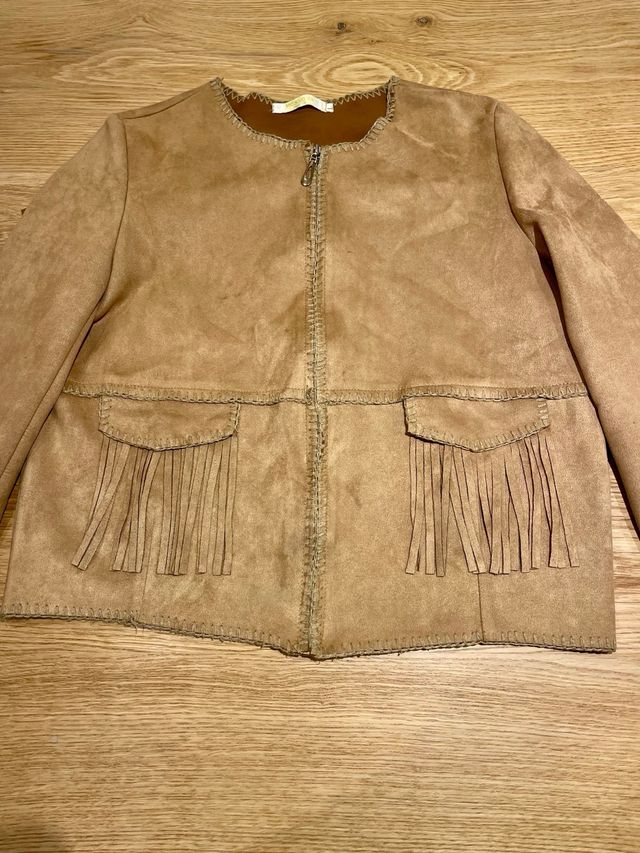 Cazadora antelina con flecos