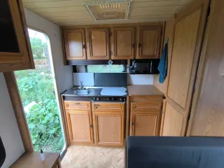 Caravana Buster City 750kg