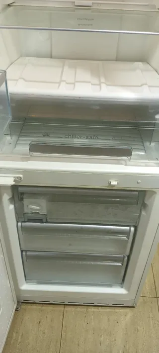 NEVERA COMBI BOSCH NO FROST ENERGÍA A+