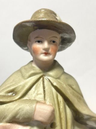 FIGURE DI FIORIERE IN GESSSO