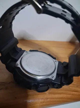 Reloj Casio G-Shock Negro y Dorado