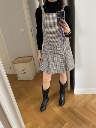 Vestido pichi cuadros Zara