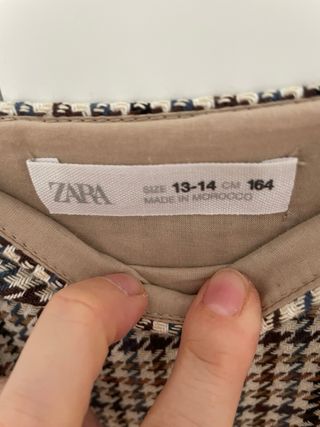 Vestido pichi cuadros Zara