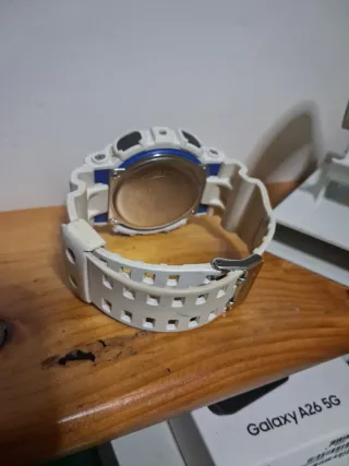 Reloj Casio G-Shock Blanco y Azul