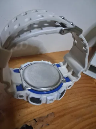 Reloj Casio G-Shock Blanco y Azul