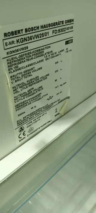 NEVERA COMBI BOSCH NO FROST ENERGÍA A+