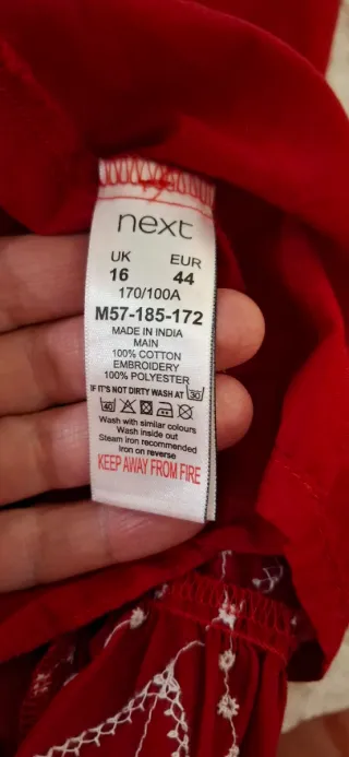 Vestido rojo bordado inglés talla 44 Comunion,boda