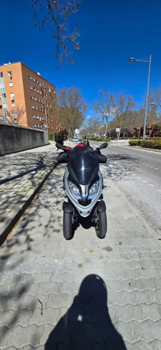 Piaggio Mp3 300 Sport Plata/Negro