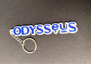 Llavero con logo o nombre en relieve