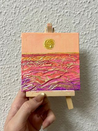 Mini lienzo pintado a mano.