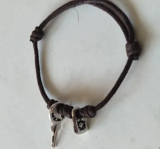 Pulseras Ciclón y Uno de 50