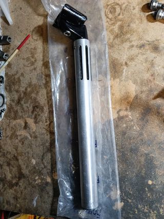 Tija sillín clásica 26.8 mm larga