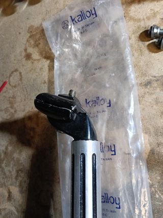 Tija sillín clásica 26.8 mm larga