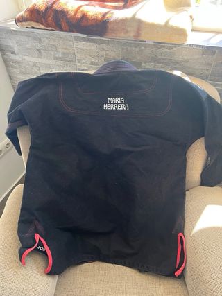 Kimono BJJ Mujer Negro y Rojo