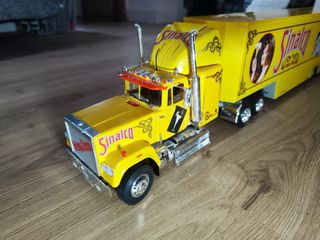 Revell 07547 SINALCO Showtruck 1:24