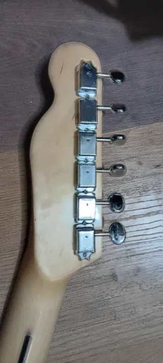 Guitarra Telecaster Réplica Negra