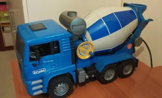 Camión Hormigonera Bruder Azul