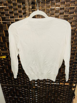 Camiseta blanca cuello pico talla S