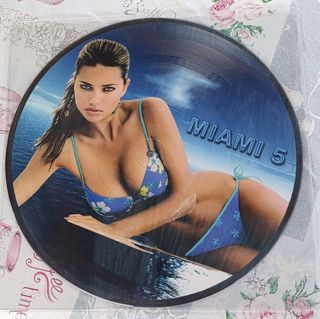 Swedish House Mafia Feat John Martin - Save The Wo