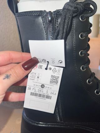 Botas Bershka negras sin estrenar