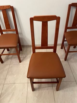 Sillas de comedor de madera y cuero