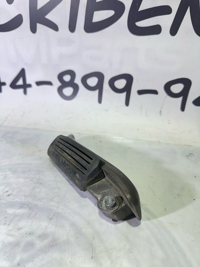 Estribera Kymco Kxct