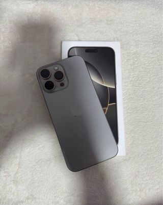 iPhone 16 Pro Max 256GB Space Gray
