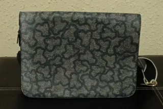 Bolso Negro y Gris con Estampado