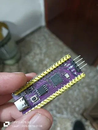 Raspberry Pi Pico Microcontrolador Soldado