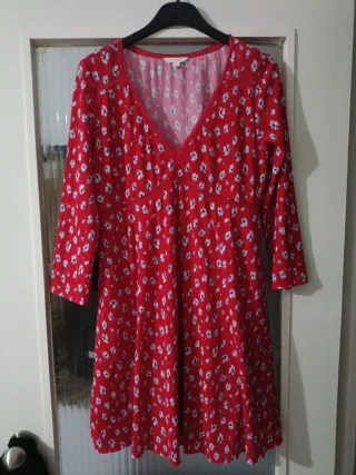 Vestido estampado floral rojo