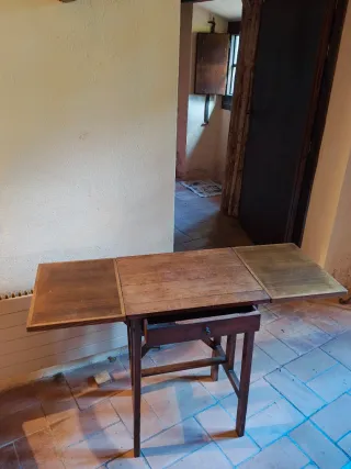 Mesa auxiliar roble antigua abatible