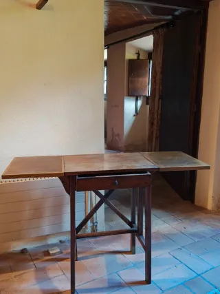 Mesa auxiliar roble antigua abatible