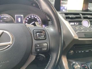 Lexus NX 2.5 300h Business Navigation 2WD