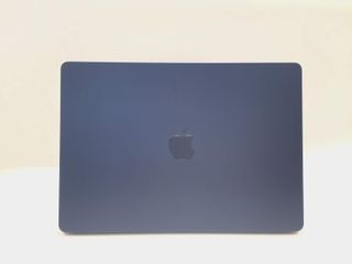 portatil apple apple macbook air m4 10-core 4.4 15 (10gpu) (2025) (a3241)