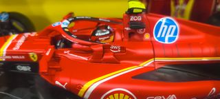 Burago Ferrari SF-24 Carlos Sainz 1/18