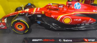 Burago Ferrari SF-24 Carlos Sainz 1/18
