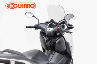 YAMAHA XMAX 125