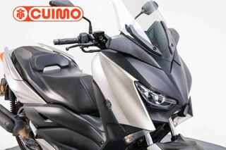 YAMAHA XMAX 125