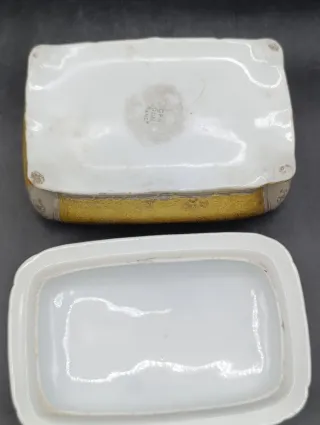 Caja joyero Limoges dorada y blanca